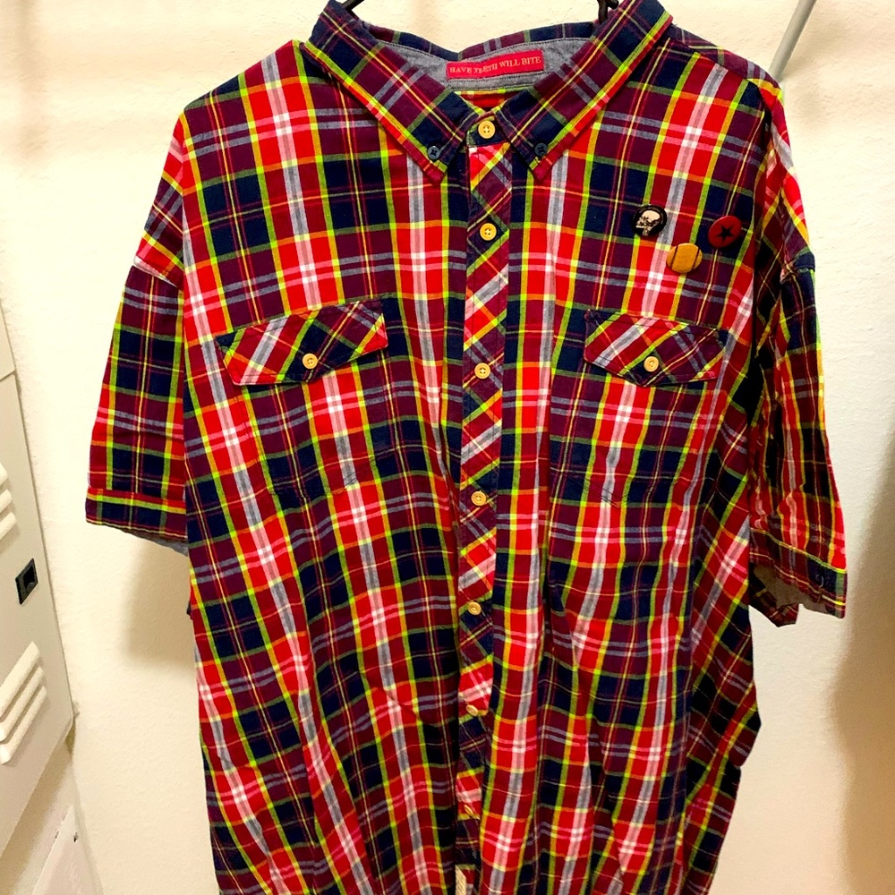 Akoo short sleeve button down shirt 4x